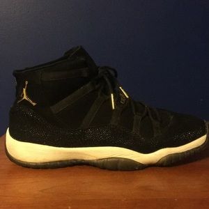 Jordan 11 Retro Heiress Black Stingray